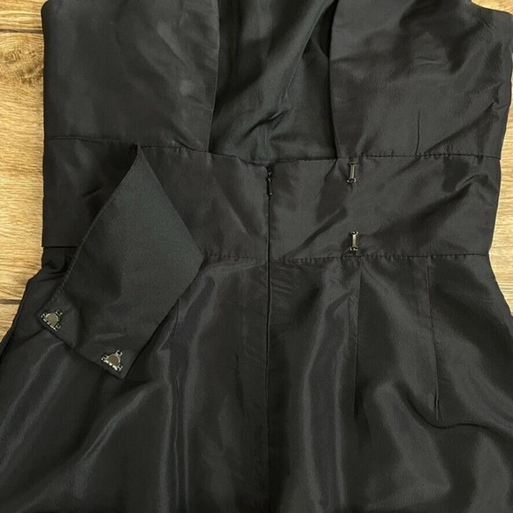 SILK Cocktail Dress in Black size 6 Expose Back - Picture 13 of 16